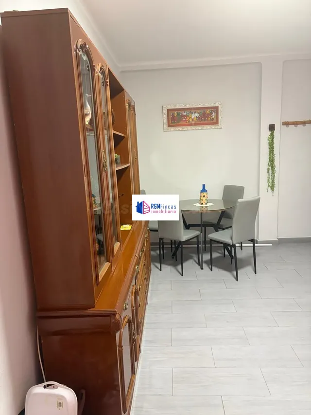 ESTUPENDO PISO EN ALQUILER HUERTA DE SANTA TERESA - foto 4