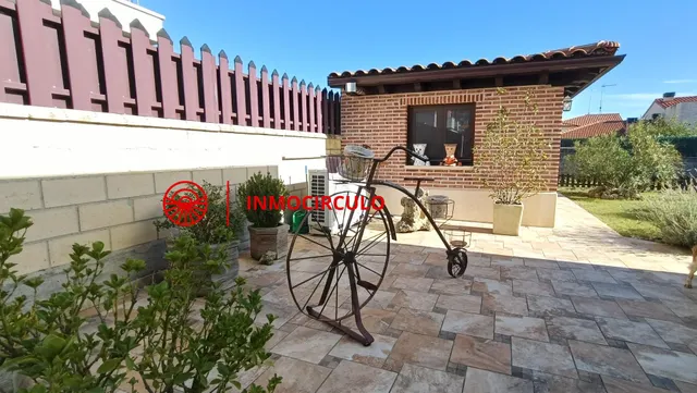 chalet independiente nueva construcción Illera — 30
