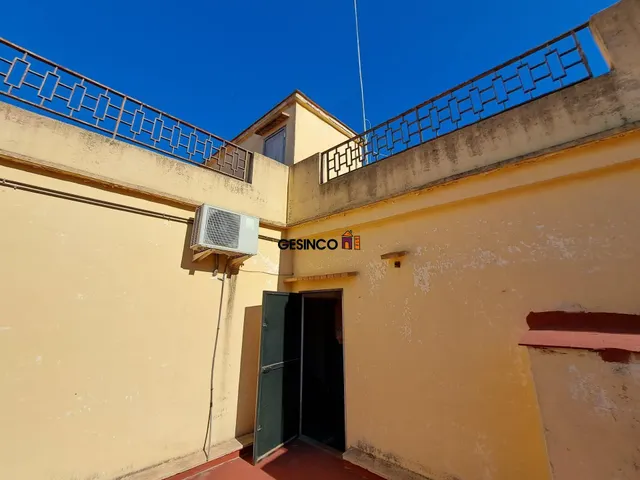 CASA DE PUEBLO CON PATIO, TERRAZAS... — 20