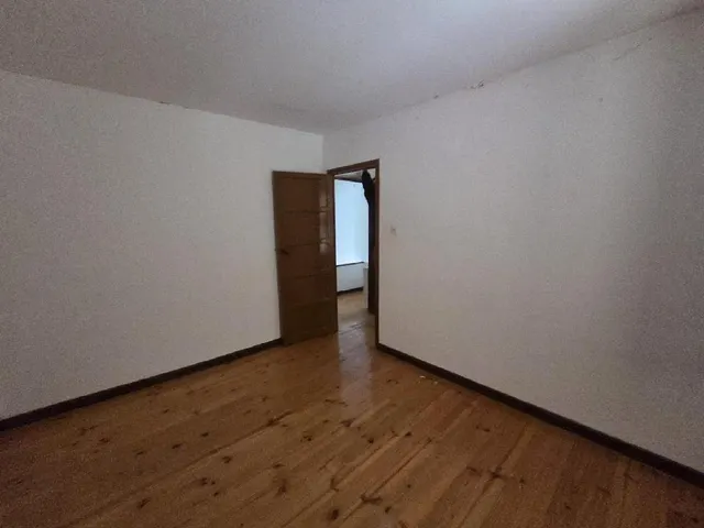ESTUPENDO PISO EN MANSILLA DE LAS MULAS - foto 5
