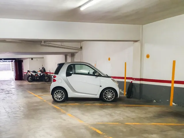 PARKING EN ALQUILER  EN CALLE BERTRAN DE BARCELONA — 11