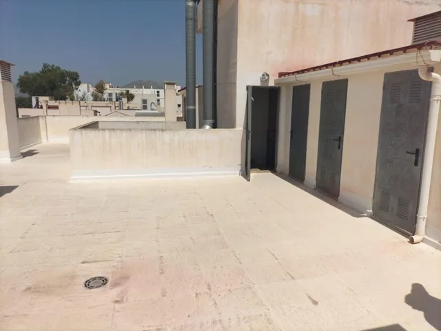 ESTUPENDO PISO EN ALBATERA LISTO PARA ENTRAR A VIVIR — 25