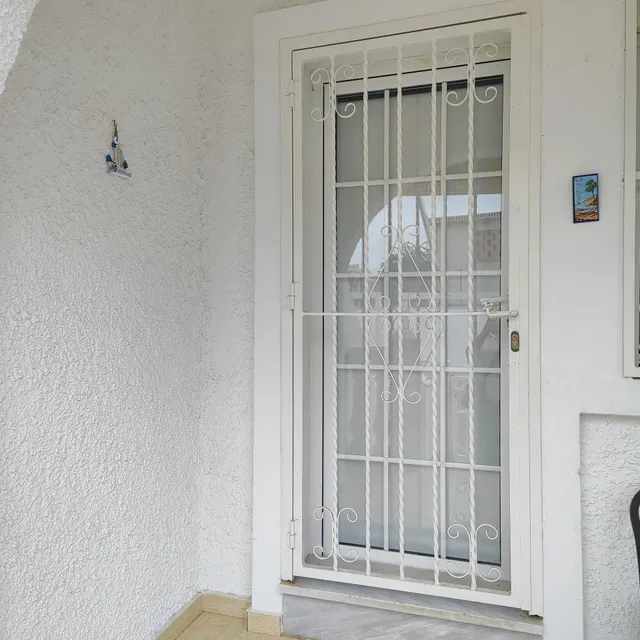 Adosado en Gran Alacant con solárium, balcón y piscina comunitaria — 7