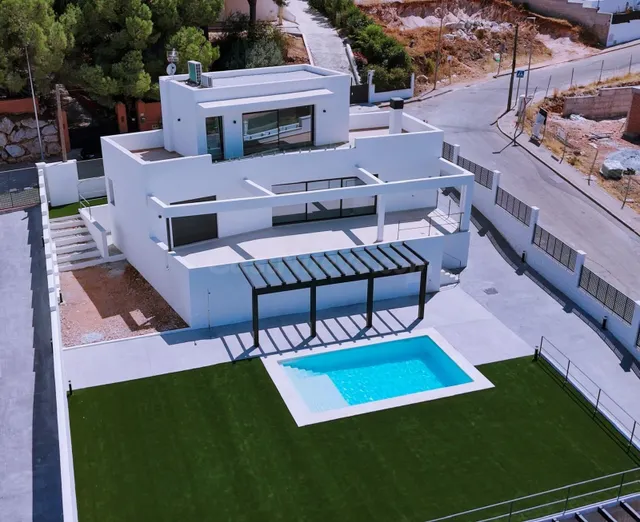 Casa o chalet independiente en venta en Pinos de Alhaurin - foto 2