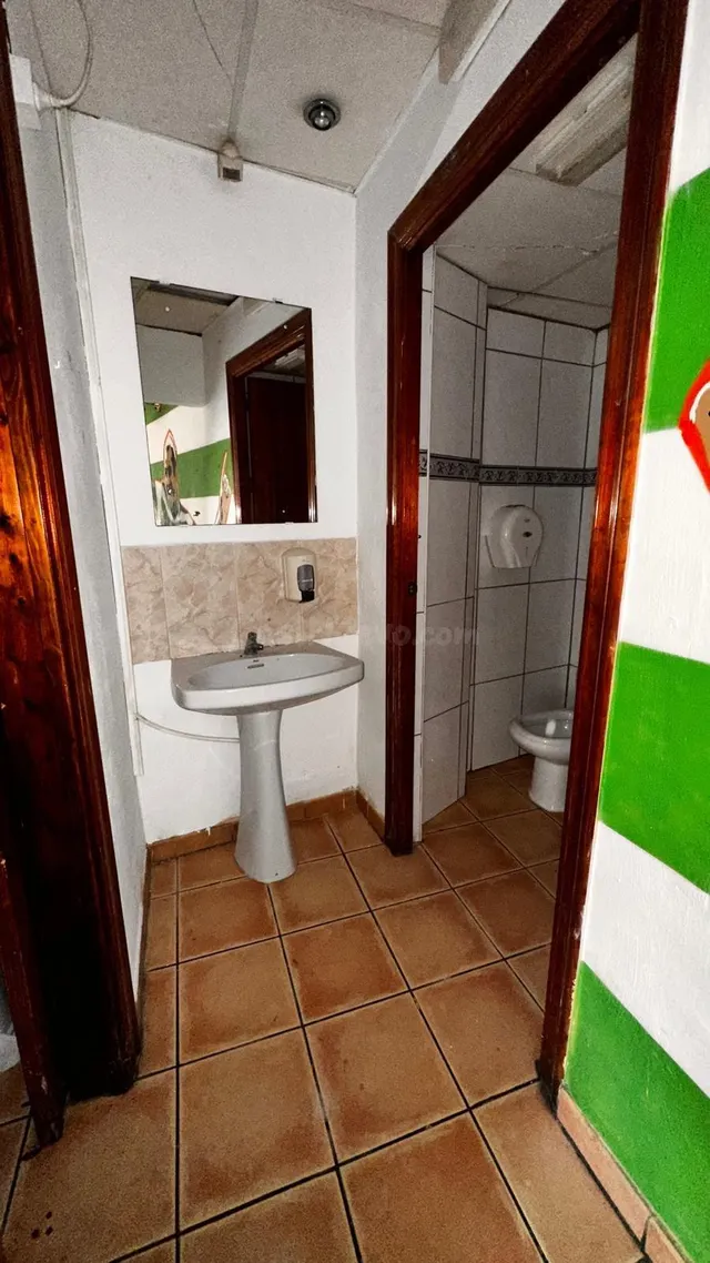 LOCAL COMERCIAL PLAYA LEANTE — 4