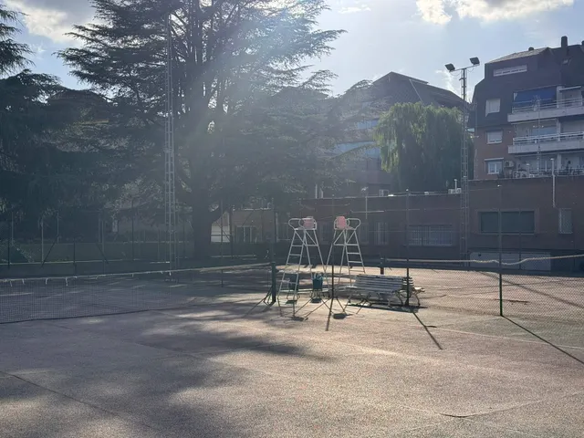 Bajo en venta en Majadahonda — 27
