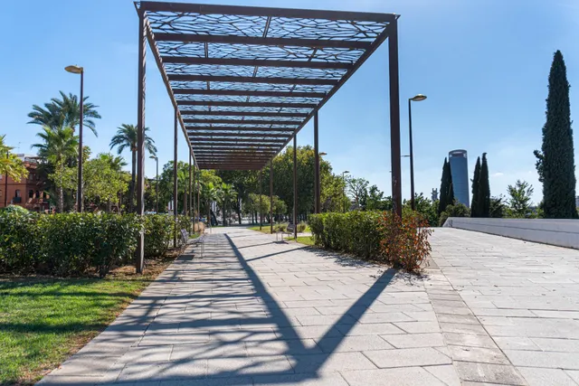 Acogedor piso con techos altos y reforma integral en el centro de Sevilla — 23
