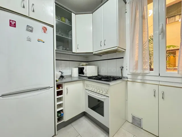 VIVIENDA LUMINOSA EN CALLE ANTONIO ARIAS - foto 4