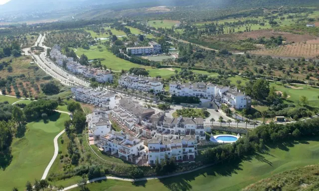 Excelente Obra Nueva en Alhaurin de la Torre — 35