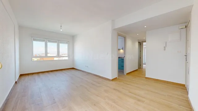 Apartamento reformado en María Moliner