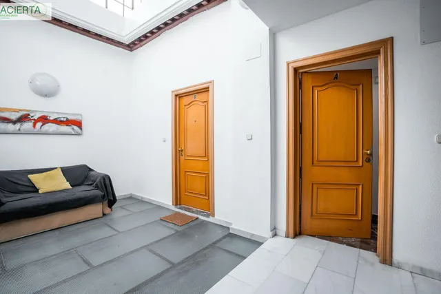 PISO CON LICENCIA TURISTICA EN CALLE NAVAS — 15