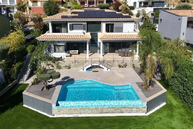 Villa de diseño con piscina y espectaculares vistas a la bahía de Roses – Palau-Saverdera — 3