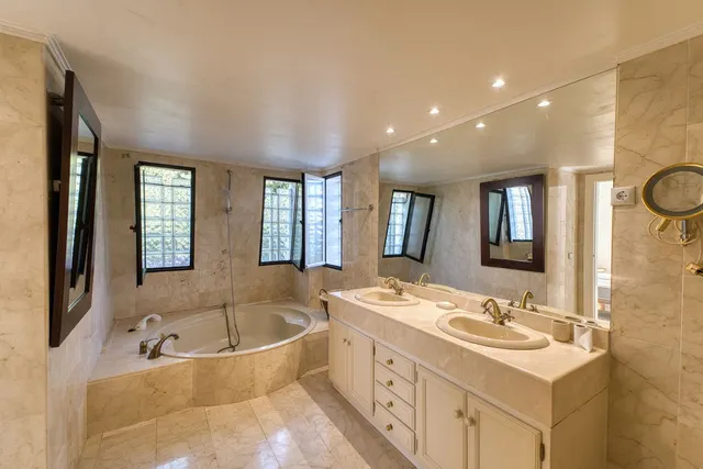 Chalet 4 habitaciones 448m² en venta - Marbella — 14