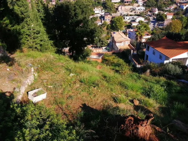 Terreno a la venta de 980 m2 en Vallirana, acceso a dos calles con refugio — 8