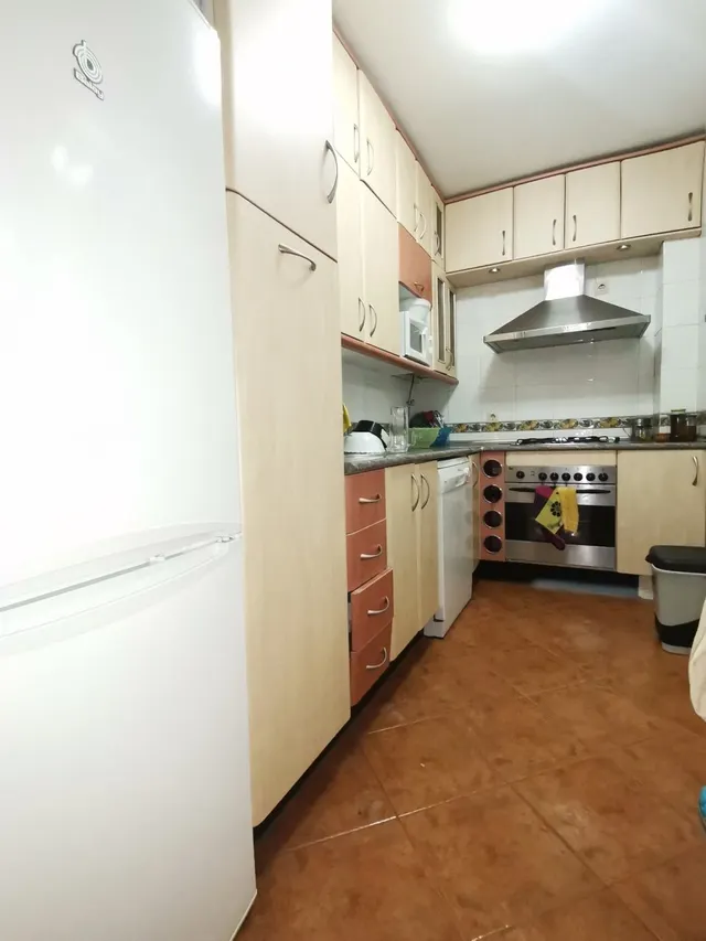 SE VENDE CASA EN PLENO CENTRO DE LOS VILLARES — 11