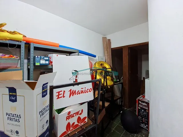 Se traspasa ludoteca-cafetería en Tavernes Blanques — 41