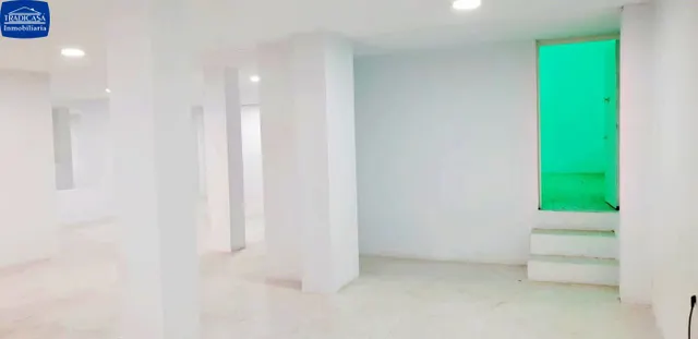 ALQUILER DE LOCAL 700M2 CENTRO DE JEREZ — 3