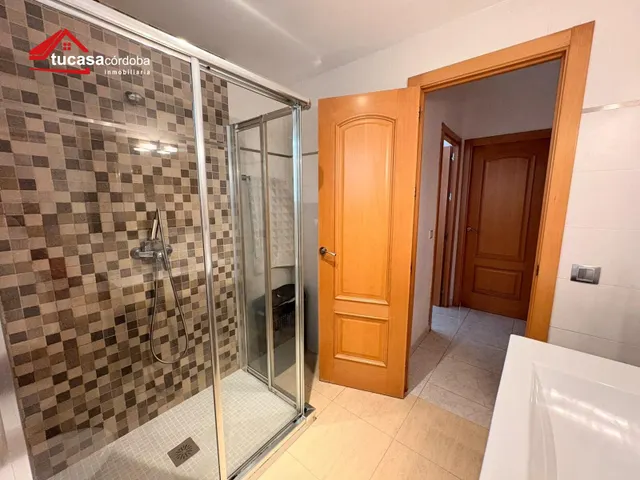 LUMINOSO PISO DE 63 m2 EN VALDEOLLEROS EN EXCELENTE ESTADO | 3 DORMITORIOS, BAÑO CON DUCHA Y 3 SPLITS FRÍO/CALOR | LISTO PARA ENTRAR A VIVIR O INVERTIR — 8