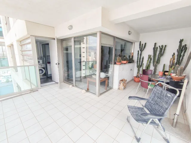 Gran piso de 2 dorm. en urbanización de lujo Torre Lugano en el Rincón de Loix - www.inmobiliarialesdunes.com — 4