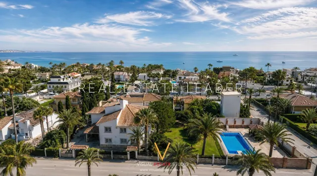 CABO ROIG. 1.500 M2 DE PARCELA. 100 METROS DEL MAR. Y UNA CA