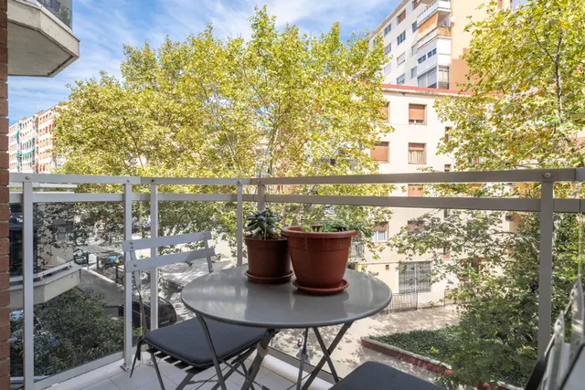 Piso con piscina zona alta de Reus — 30