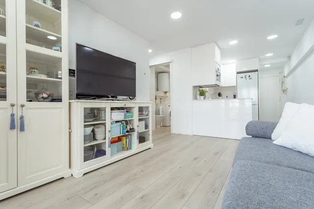 Exclusivo Apartamento Reformado en Primera Línea de Mar - Paseo Miramar, Salou — 23