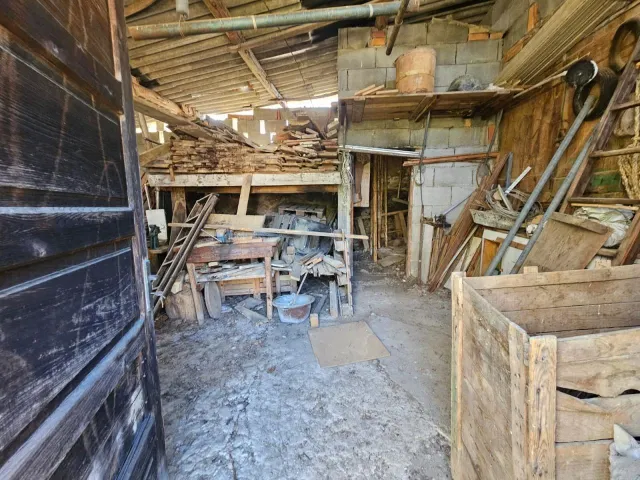 OPORTUNIDAD!! SE VENDE CASA CON 8000 M2 DE TERRENO EN CALVOS - foto 5