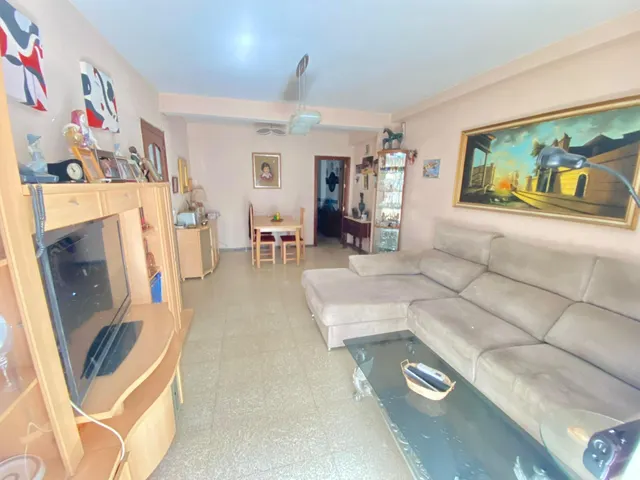 Piso 4 habitaciones 126m² en venta - Av. Barcelona - Viñuela - Rescatado — 6
