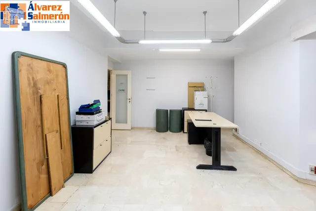 Gran vivienda en Plaza Los Campos - 7 habitaciones — 23