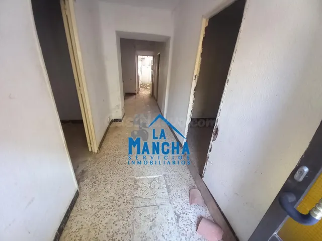 45.000 INMOBILIARIA LA MANCHA VENDE CASA EN LA GINETA PARA R - foto 2