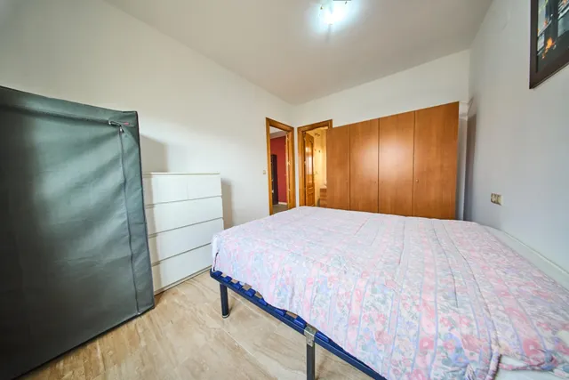 Apartamento de un dormitorio en Armilla — 9