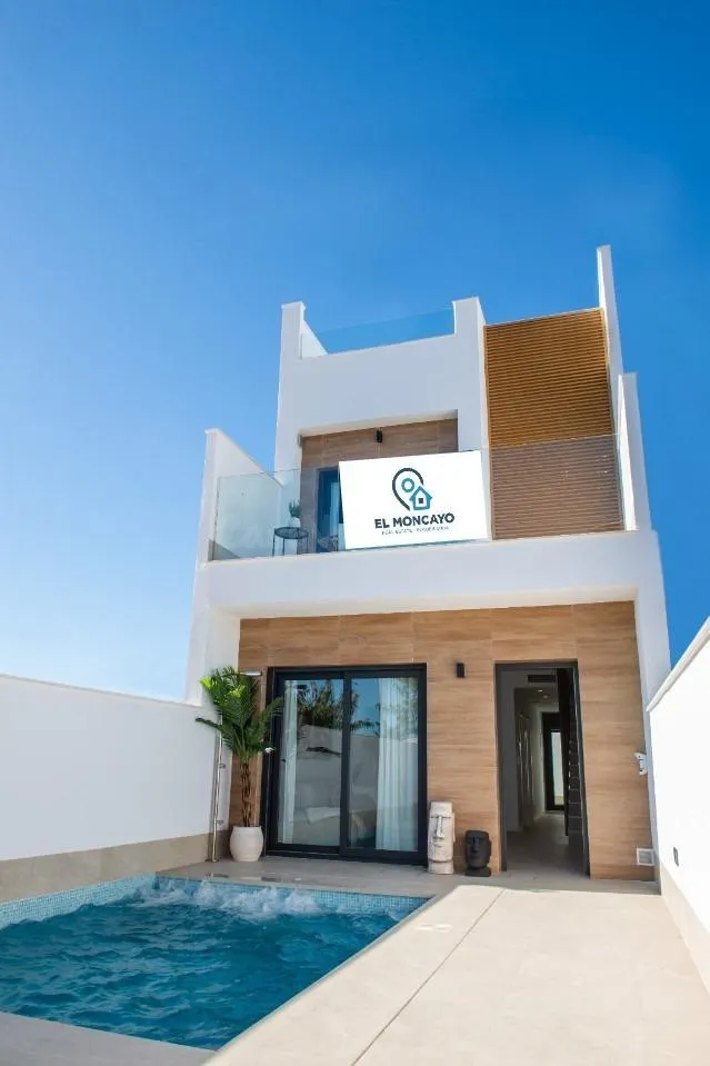 Complejo de lujo de casas adosadas en San Pedro del Pinatar,