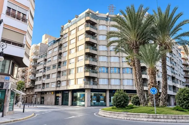 PRECIOSO PISO EN EL CENTRO DE ORIHUELA