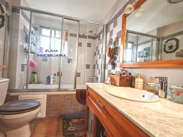 Piso en Málaga con piscina comunitaria y terraza. — 20
