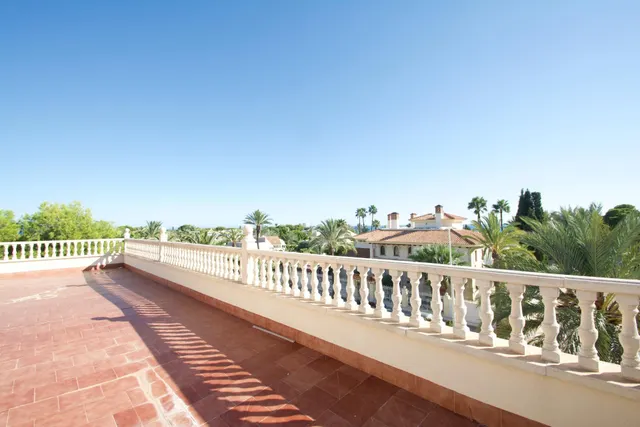 VILLA DE LUJO EN CABO ROIG — 36