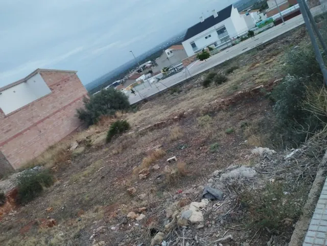 EXCLUSIVA PARCELA EN CERRO DE LAS NIÑAS, HORNACHUELOS — 2