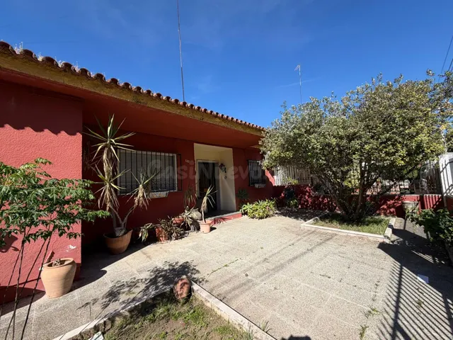 Exclusiva vivienda en Santa Clara: Tranquilidad, espacio y c