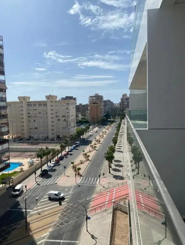 ALQUILER DE EXCELENTE VIVIENDA EN LA EXCLUSIVA ZONA DE PAU V / URBANIZACIÓN CON TODOS LOS SERVICIOS — 19