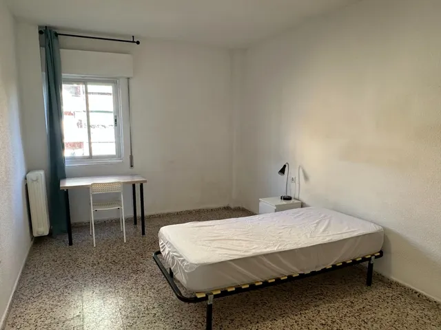 Oportunidad en alquiler de piso de 3 dormitorios — 6