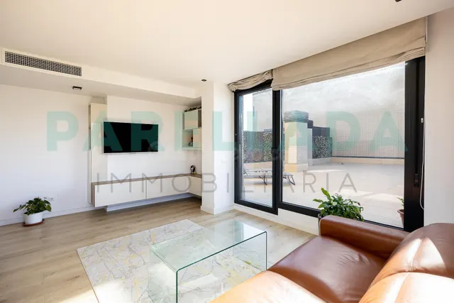 Precioso Ático de obra seminueva  con 2 plazas de aparcamiento y 2 trasteros incluidos — 4
