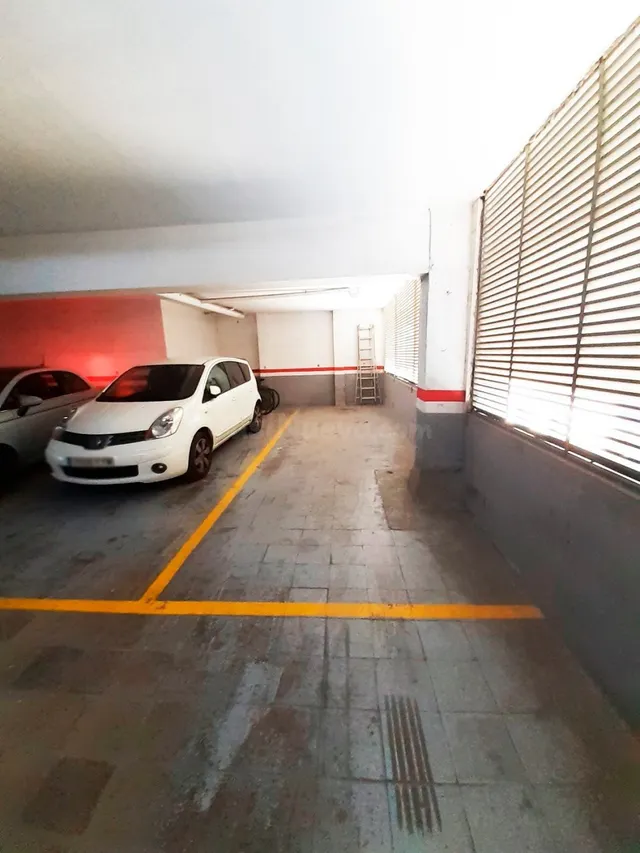 PARKING DOBLE EN SABADELL CENTRO - foto 3