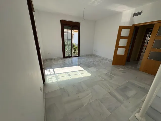 Dúplex en zona de Los Salesianos con 4 habitaciones a estrenar — 4