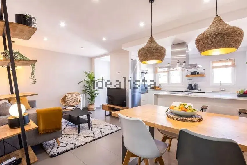 Piso 2 habitaciones 106m² en alquiler - Algiros