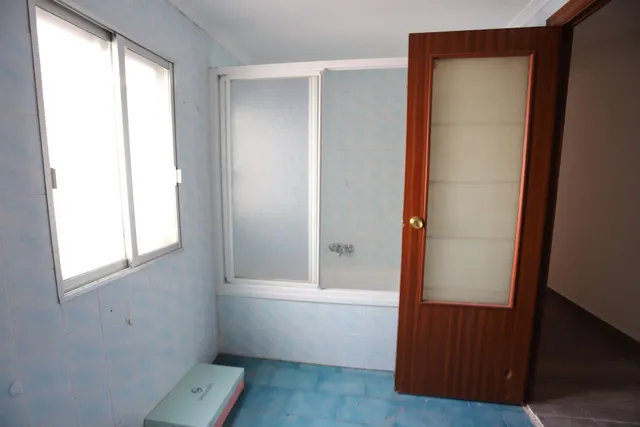 CASA PARA REFORMA ÍNTEGRA PRÓXIMA A PLAZA DEL ARENAL CON 375 m2 DE PARCELA Y 225 m2 DE PATIO — 33