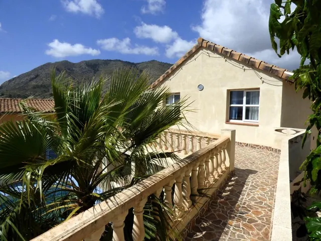 SE VENDE GRAN CHALET EN BELLA ORCHETA — 4