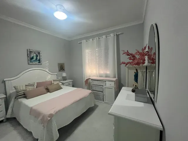 UNIFAMILIAR EN PLANTA BAJA CON TRES PATIOS, AZOTEA Y GARAJE LISTA PARA ENTRAR A VIVIR — 46
