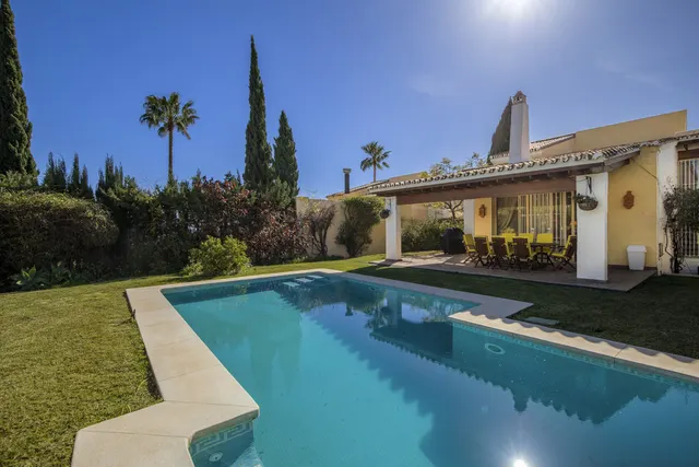 Chalet 3 habitaciones 245m² en venta - El Madroñal — 28