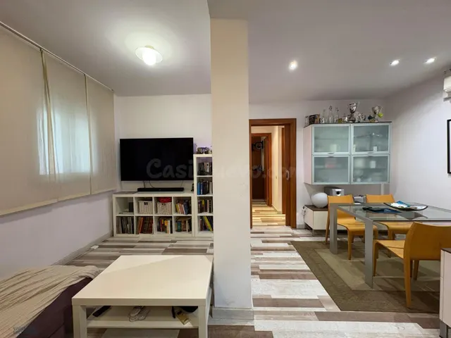 Piso reformado con entrada independiente en Les Corts - foto 2