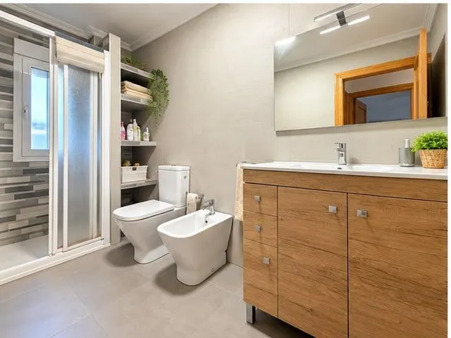 Apartamento de 2 dormitorios en venta en La Mata, Torrevieja, a pocos pasos de la playa — 32