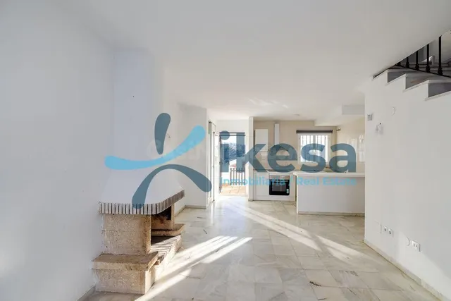 Venta de Casa Adosada en Marbella, Málaga. — 4